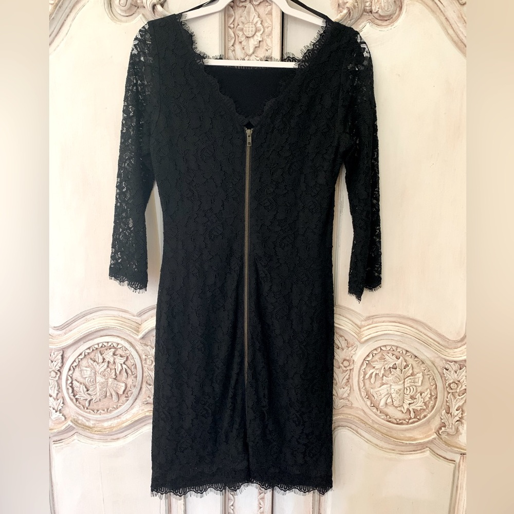 DIANE VON FURSTENBERG LACE DRESS PERFECT CONDITION   $400 never worn - Picture 7 of 16